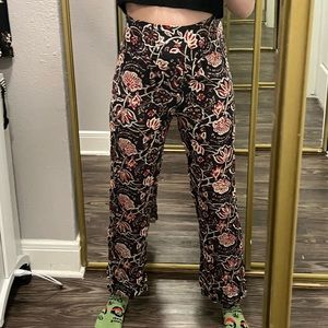 zhen nymph xs dark nazy and red floral straight leg pants